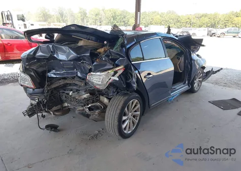 2015 Buick Lacrosse Leather из США, поврежденный, VIN 1G4GB5G35FF219804